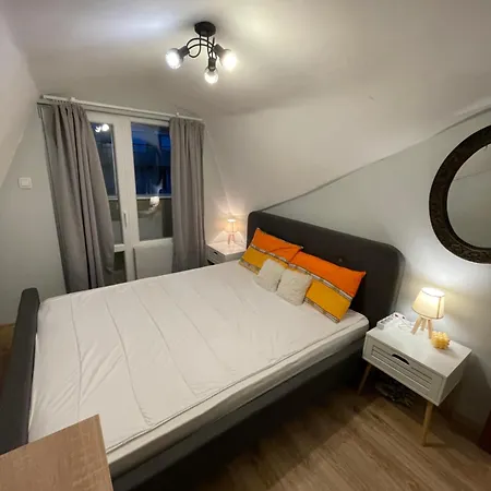 Quiet Comfort Walk Everywhere Apartman *